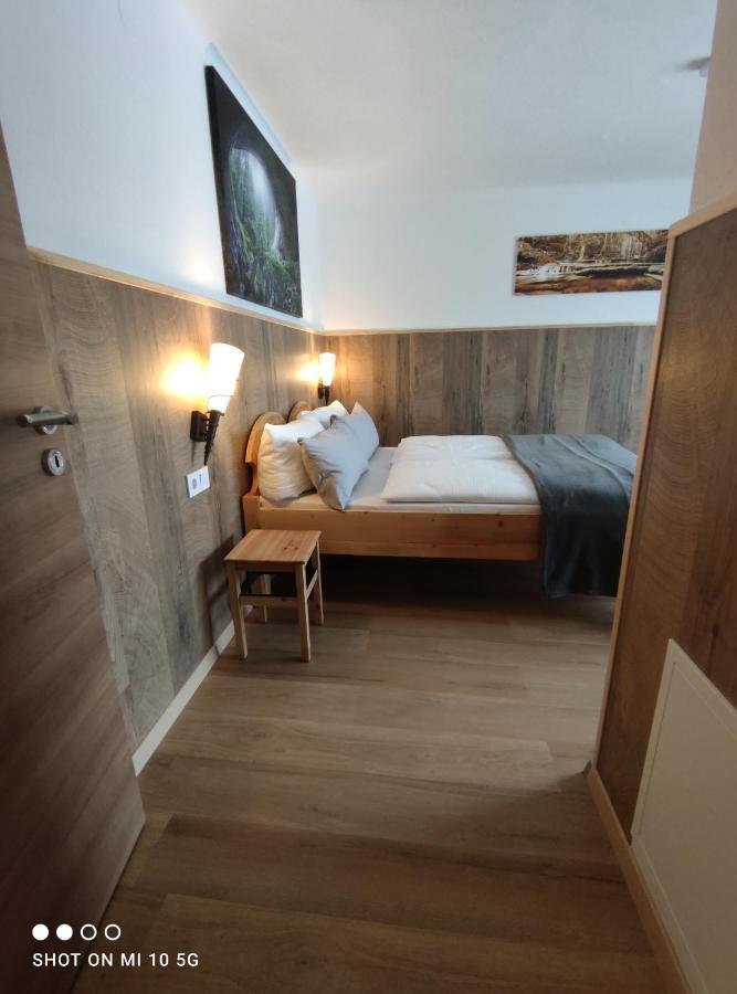 Berliner Ecke Hotel Мариацел Екстериор снимка