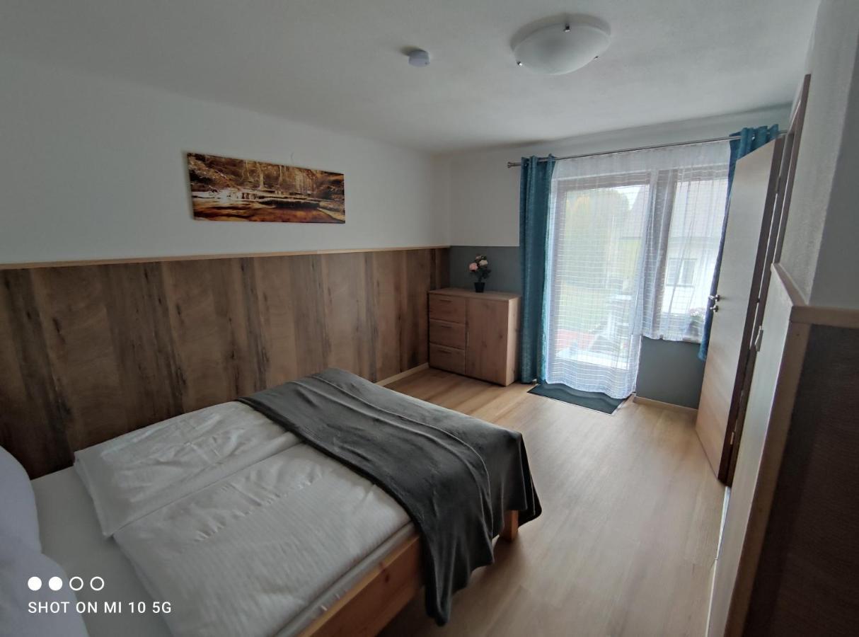 Berliner Ecke Hotel Мариацел Екстериор снимка