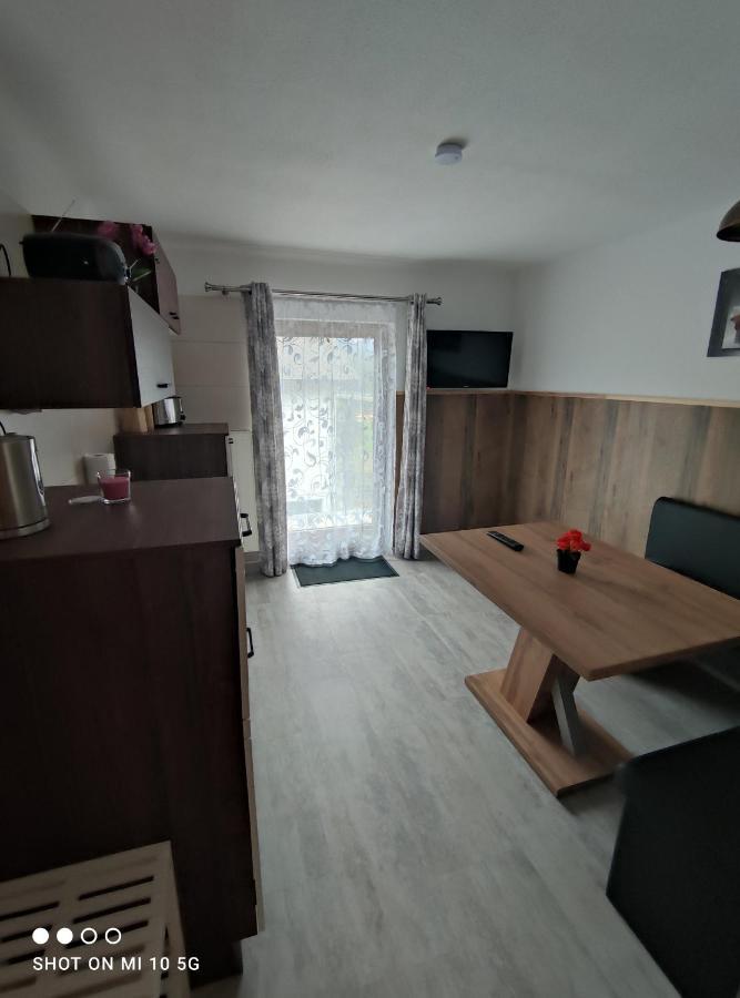 Berliner Ecke Hotel Мариацел Екстериор снимка