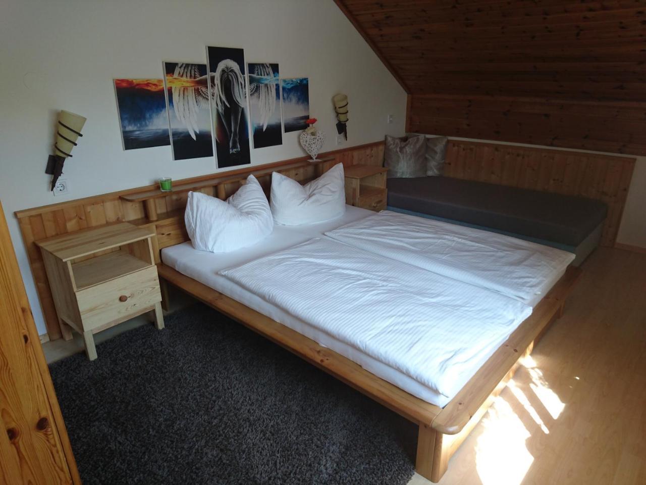 Berliner Ecke Hotel Мариацел Екстериор снимка