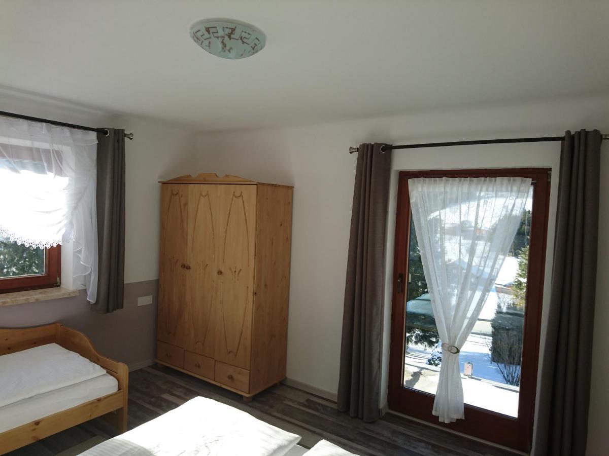 Berliner Ecke Hotel Мариацел Екстериор снимка